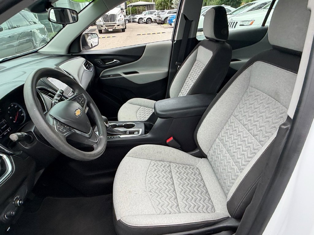 Certified 2024 Chevrolet Equinox LS w/ LPO, Cargo Package FWD image 11
