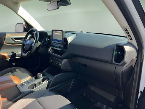 Used 2023 Ford Bronco Sport Outer Banks w/ Tech Package AWD/4WD image 10
