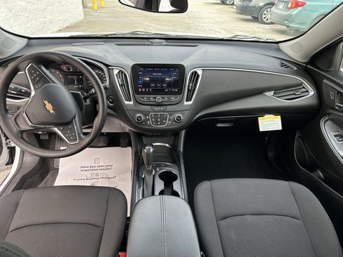 Used 2020 Chevrolet Malibu LT w/ Fleet LT Safety Plus Package image 23