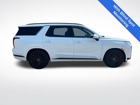 Used 2024 Hyundai Palisade Calligraphy AWD/4WD image 2