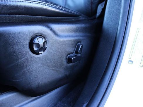 Used 2015 Dodge Durango R/T AWD/4WD image 12