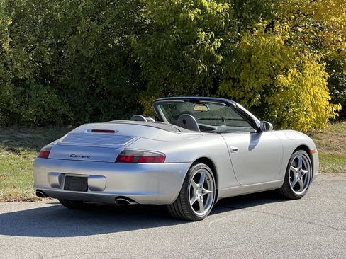 Used 2002 Porsche 911 Carrera image 6