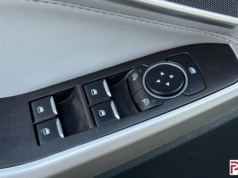 Used 2024 Ford Explorer XLT w/ Equipment Group 202A image 13