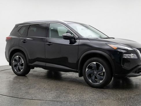 Used 2025 Nissan Rogue SV AWD/4WD image 1