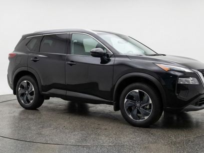 Used 2025 Nissan Rogue SV