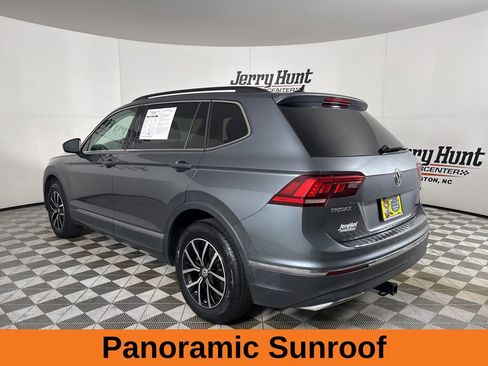 Used 2021 Volkswagen Tiguan SE image 8
