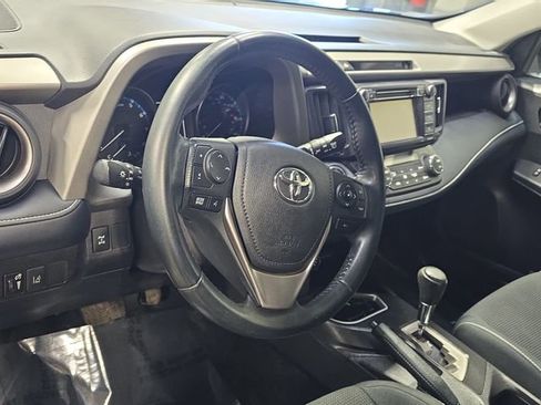 Used 2018 Toyota RAV4 XLE w/ Plus Extra Value Package image 17