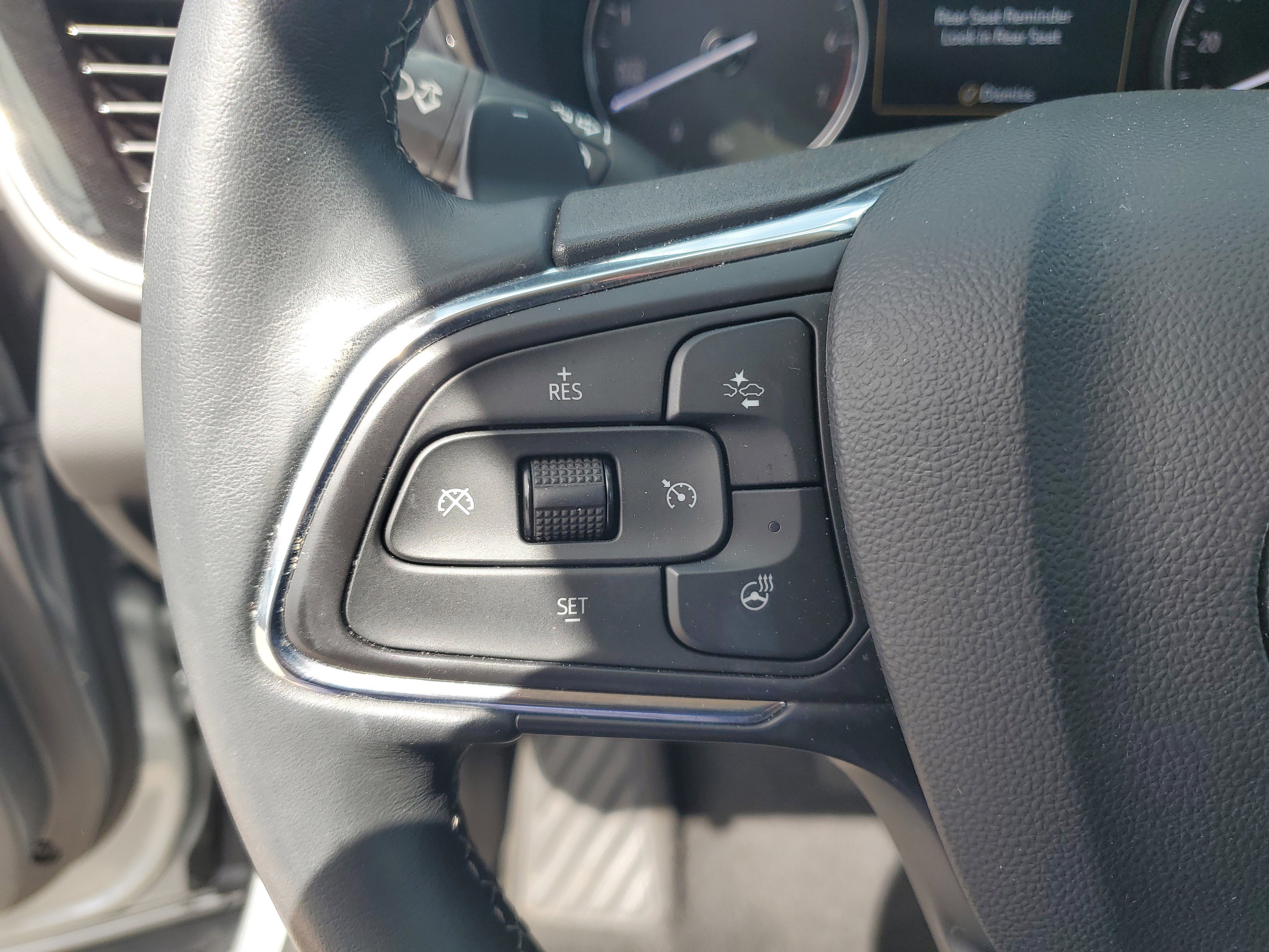 Used 2023 Buick Envision Essence FWD image 20