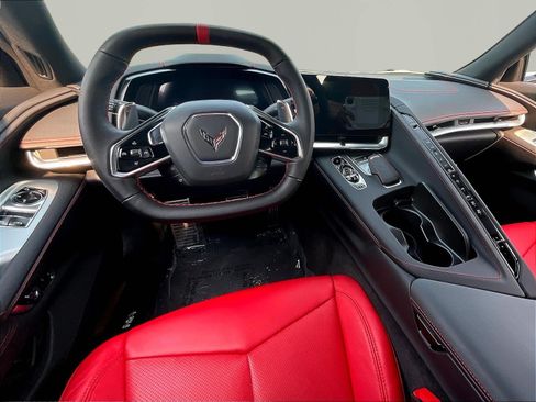 Used 2023 Chevrolet Corvette Stingray Coupe w/ Z51 Performance Package RWD image 7