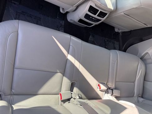 Used 2015 Acura MDX FWD image 26