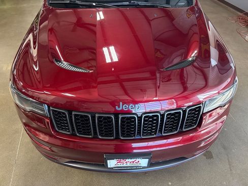 Used 2019 Jeep Grand Cherokee Limited X image 32