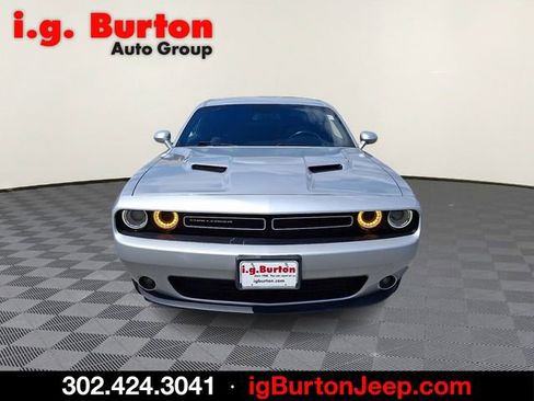 Used 2020 Dodge Challenger SXT w/ Driver Convenience Group AWD/4WD image 2