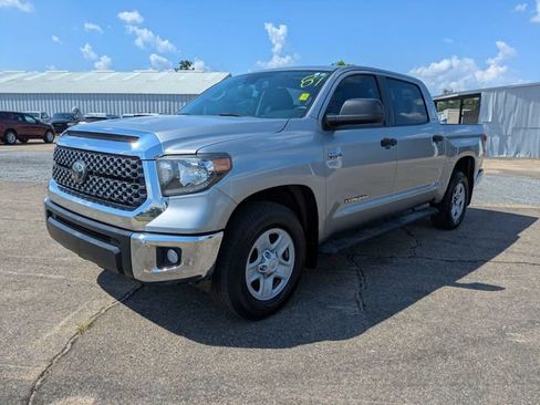 Used 2021 Toyota Tundra SR5 w/ SR5 Leather Package RWD image 8