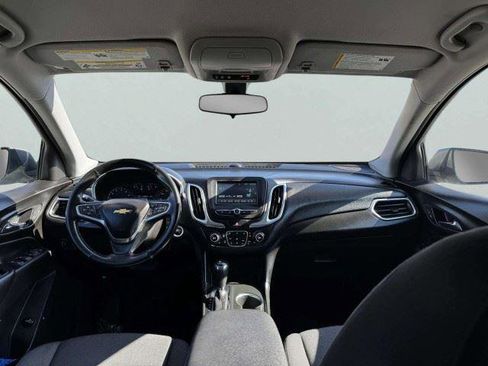 Used 2018 Chevrolet Equinox LT FWD image 40