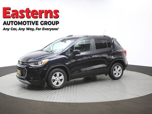 Used 2021 Chevrolet Trax LT w/ Driver Confidence Package image 55