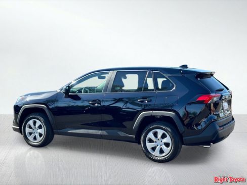 Certified 2024 Toyota RAV4 LE FWD image 5
