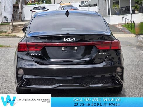 Used 2023 Kia Forte GT-Line w/ GT-Line Technology Package FWD image 5