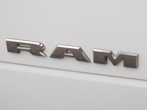 Used 2021 RAM 3500 Big Horn image 47