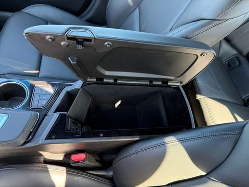 Used 2023 Cadillac CT4 Luxury RWD image 18