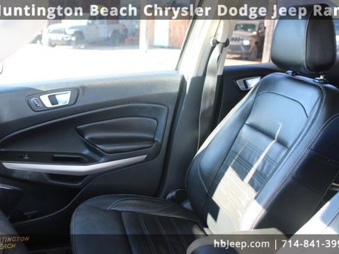 Used 2020 Ford EcoSport Titanium image 32