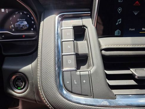 Used 2022 Chevrolet Tahoe Premier RWD image 27