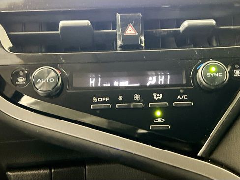 Used 2023 Toyota Camry LE image 25