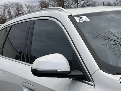 Used 2026 BMW X1 xDrive28i w/ Convenience Package image 2