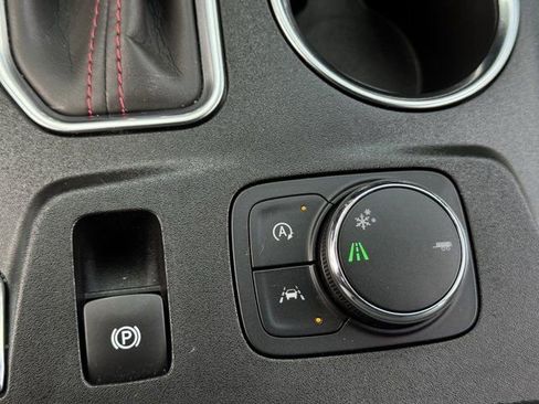Used 2023 Chevrolet Traverse RS w/ LPO, Floor Liner Package FWD image 22