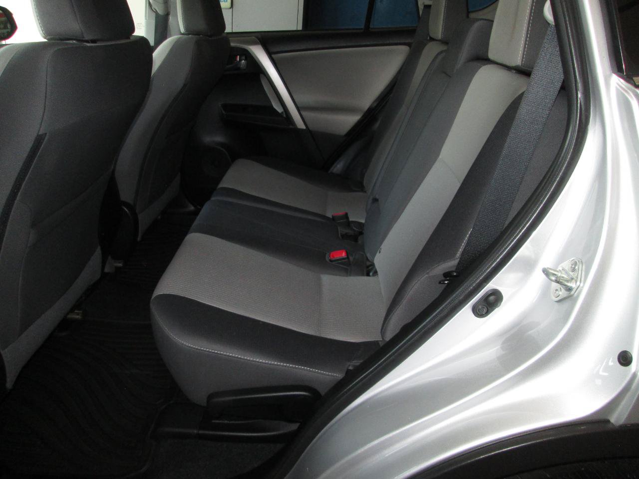 Used 2014 Toyota RAV4 XLE AWD/4WD image 20