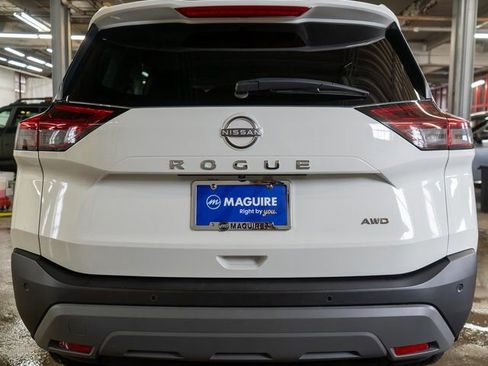 Certified 2023 Nissan Rogue S image 7