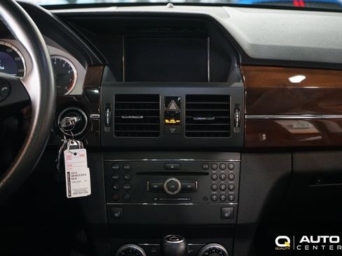 Used 2010 Mercedes-Benz GLK 350 4MATIC image 15