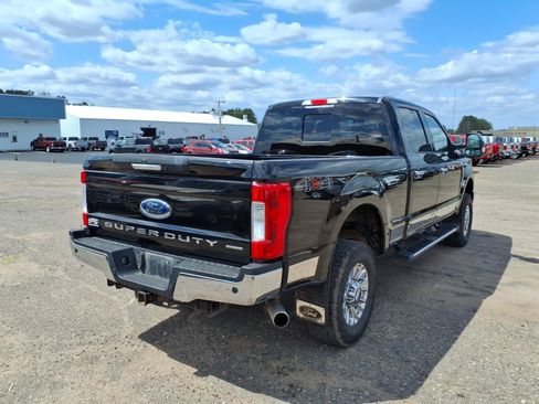 Used 2017 Ford F250 Lariat w/ Chrome Package AWD/4WD image 6