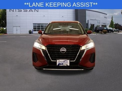 Used 2023 Nissan Kicks SV image 7
