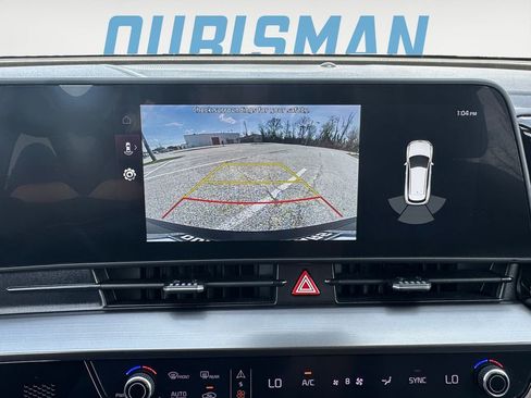 Used 2024 Kia Sportage EX image 18