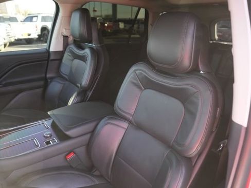 Used 2025 Lincoln Aviator Reserve w/ Equipment Group 201A image 10