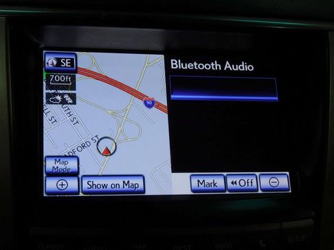 Used 2013 Lexus LX 570 4WD w/ Luxury Pkg w/Pre-crash image 53