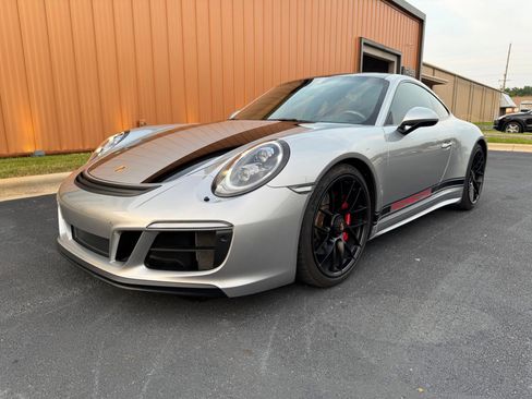 Used 2018 Porsche 911 GT3 RS image 10
