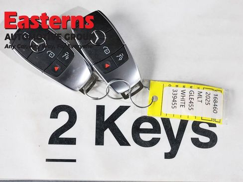 Used 2025 Mercedes-Benz GLE 450e 4MATIC image 25