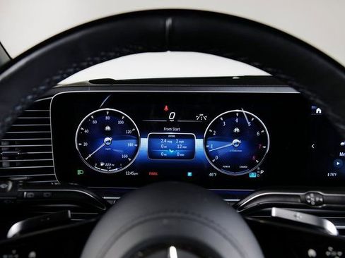 Used 2024 Mercedes-Benz Maybach GLS 600 4MATIC image 20