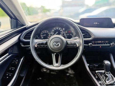 Used 2024 MAZDA MAZDA3 s FWD image 8