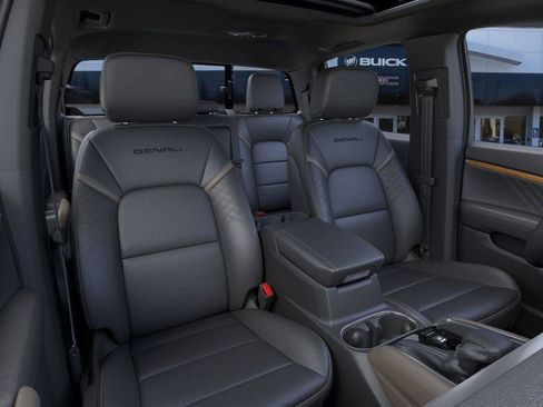 New 2026 GMC Canyon Denali AWD/4WD image 16