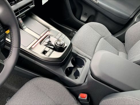 New 2026 Toyota bZ FWD image 7