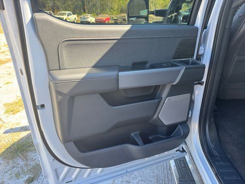 New 2025 Ford F150 Lariat w/ Equipment Group 502A High image 26