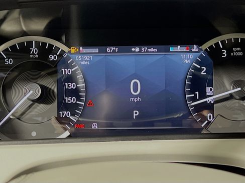 Used 2023 Land Rover Range Rover Velar R-Dynamic S image 22