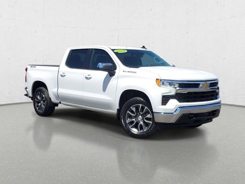 Used 2024 Chevrolet Silverado 1500 LT AWD/4WD image 2