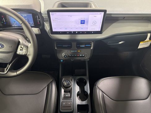 New 2026 Ford Maverick Lobo AWD/4WD image 23