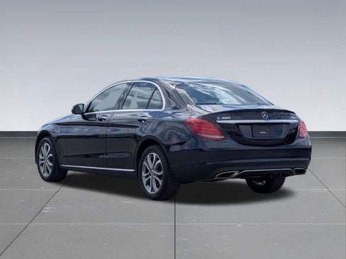 Used 2017 Mercedes-Benz C 300 4MATIC Sedan image 6
