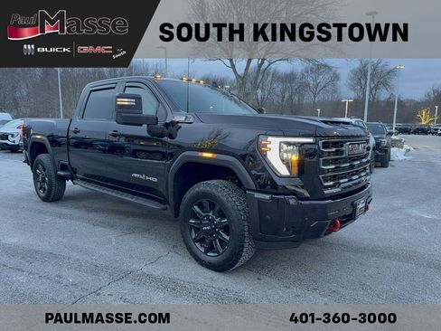 Used 2025 GMC Sierra 2500 AT4 w/ AT4 Premium Plus Package image 3