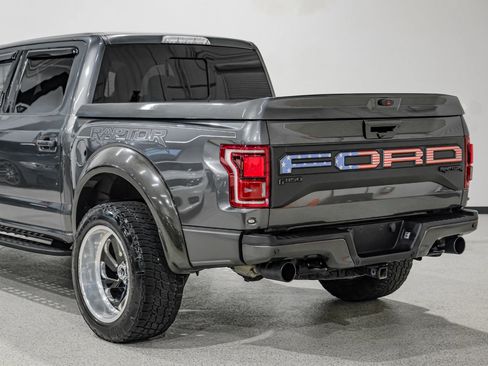Used 2019 Ford F150 Raptor w/ Equipment Group 802A Luxury image 15