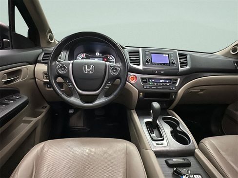 Used 2019 Honda Ridgeline RTL image 17